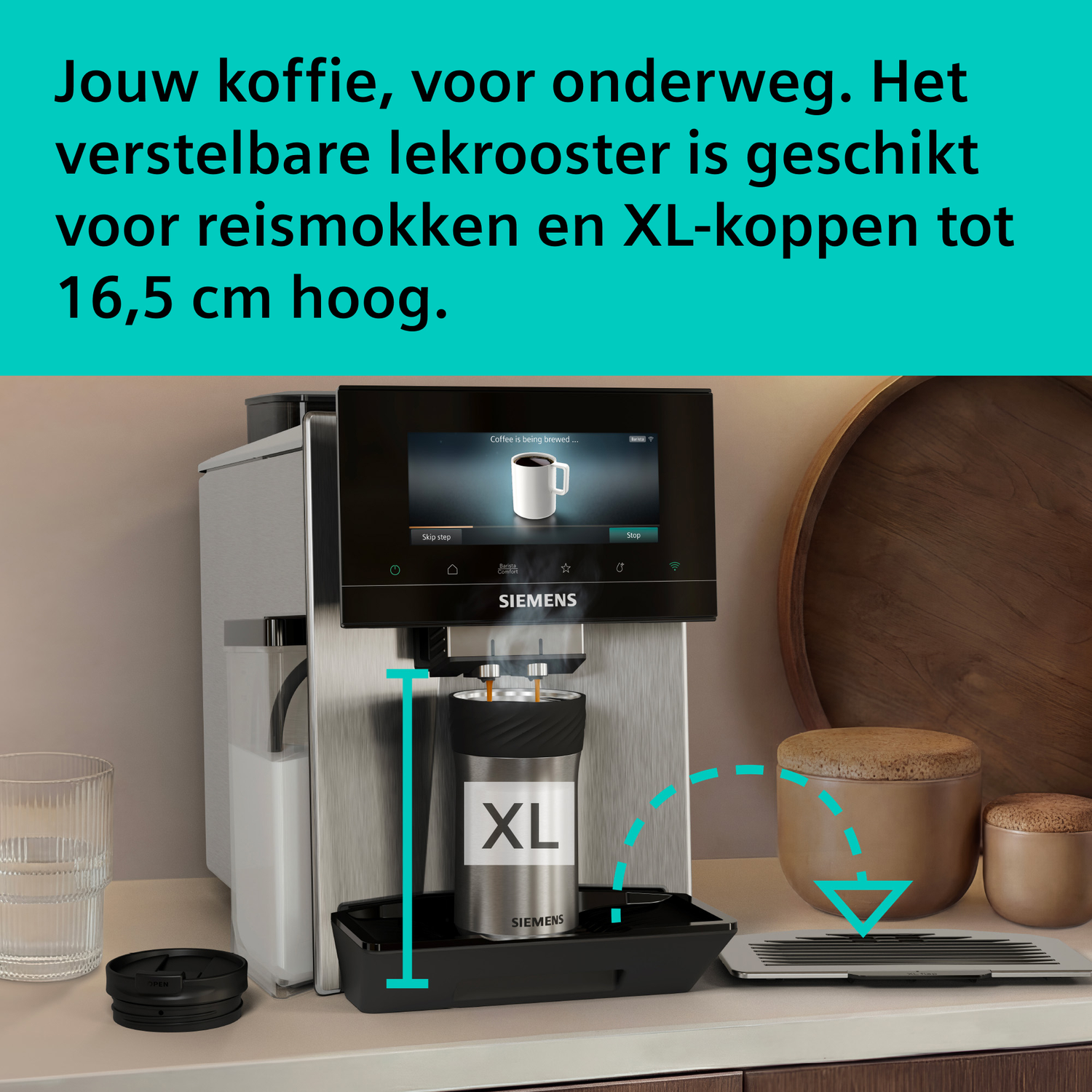 Coffee machine brewing coffee into an XL cup up to 16.5 cm high.
