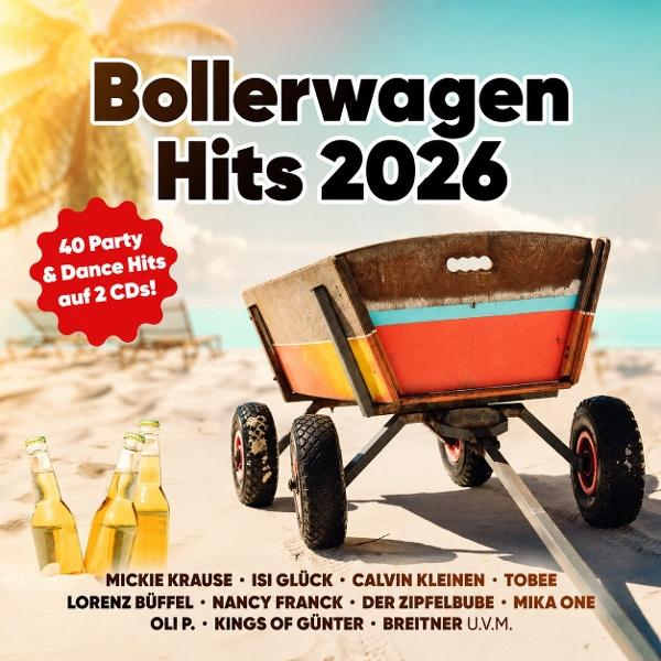 Strandszene mit buntem Bollerwagen, Palmen, Liegestühlen und Bierflaschen.