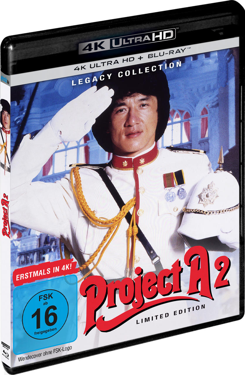 Jackie Chan in Uniform salutiert, "Project A2" 4K Blu-ray Cover.