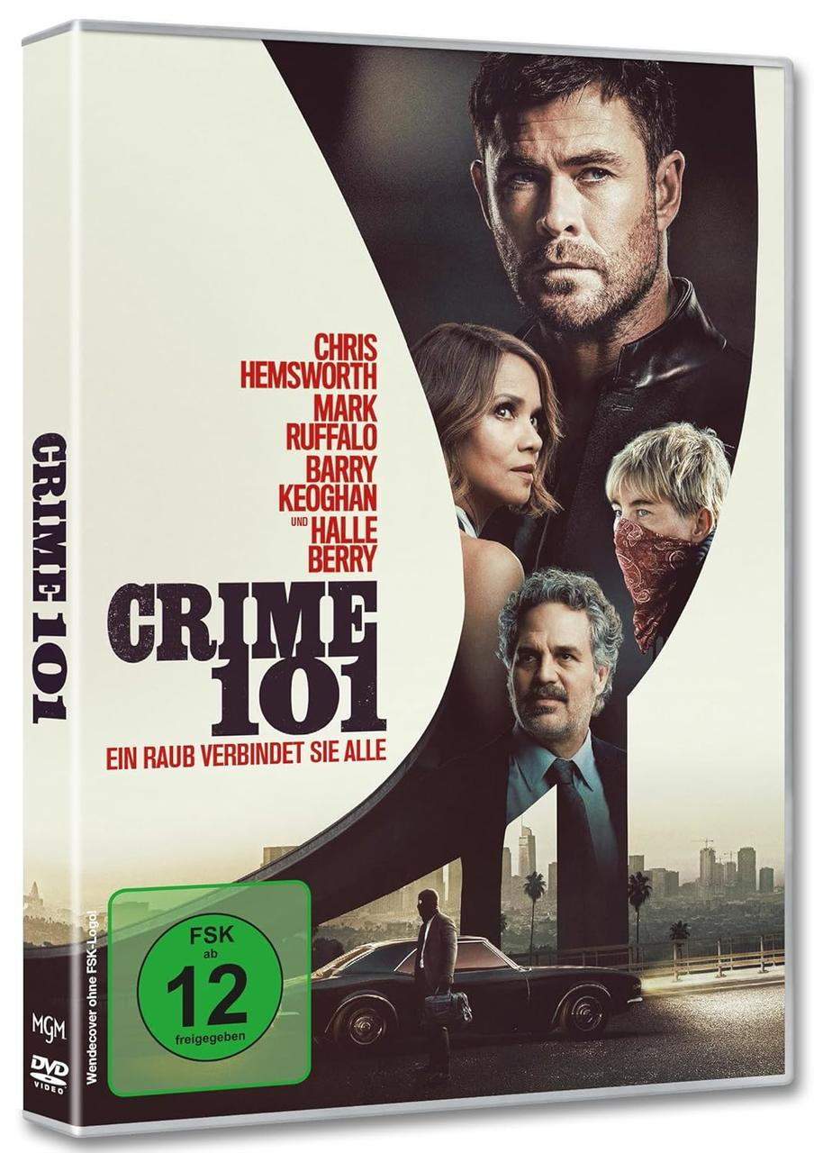 Filmplakat "Crime 101" mit Schauspielern, Auto und Stadtkulisse im Hintergrund.