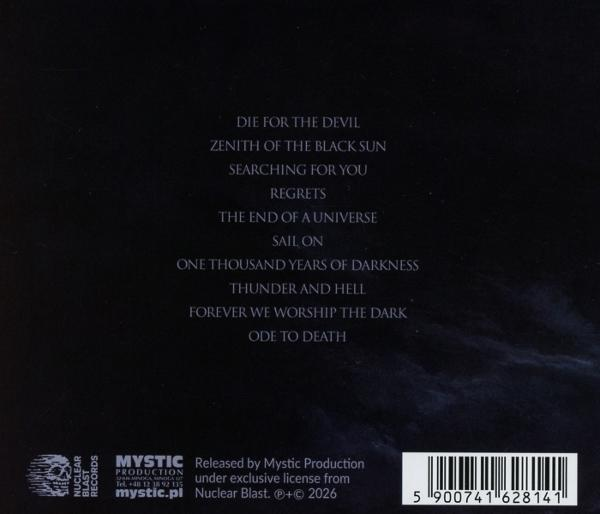 Album-Trackliste auf schwarzem Hintergrund mit Logos und Barcode.