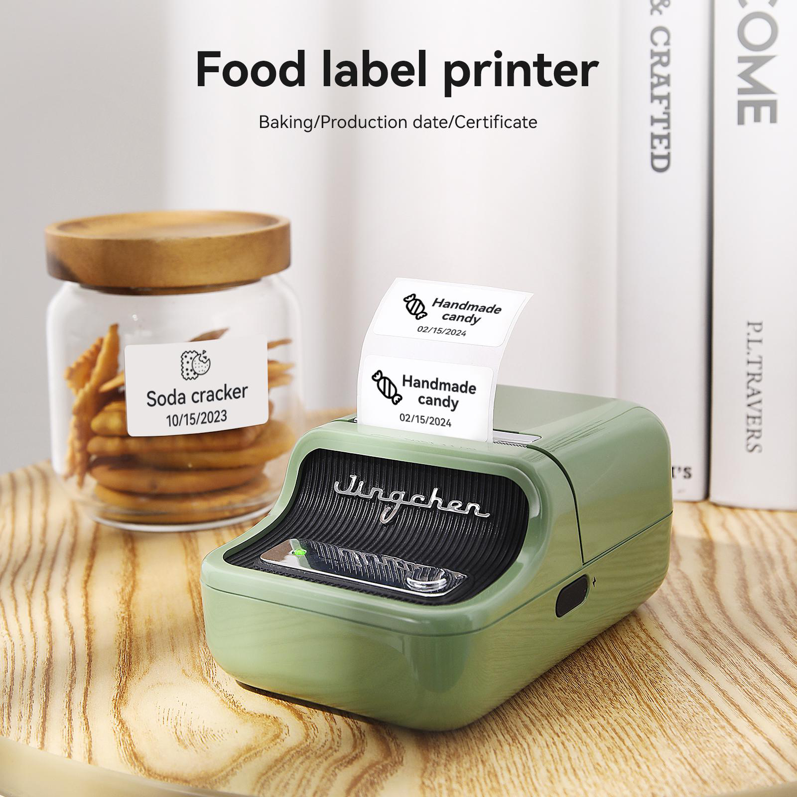Ein grüner Lebensmitteletikettendrucker druckt Etiketten für Sodakräcker und handgemachte Süßigkeiten.