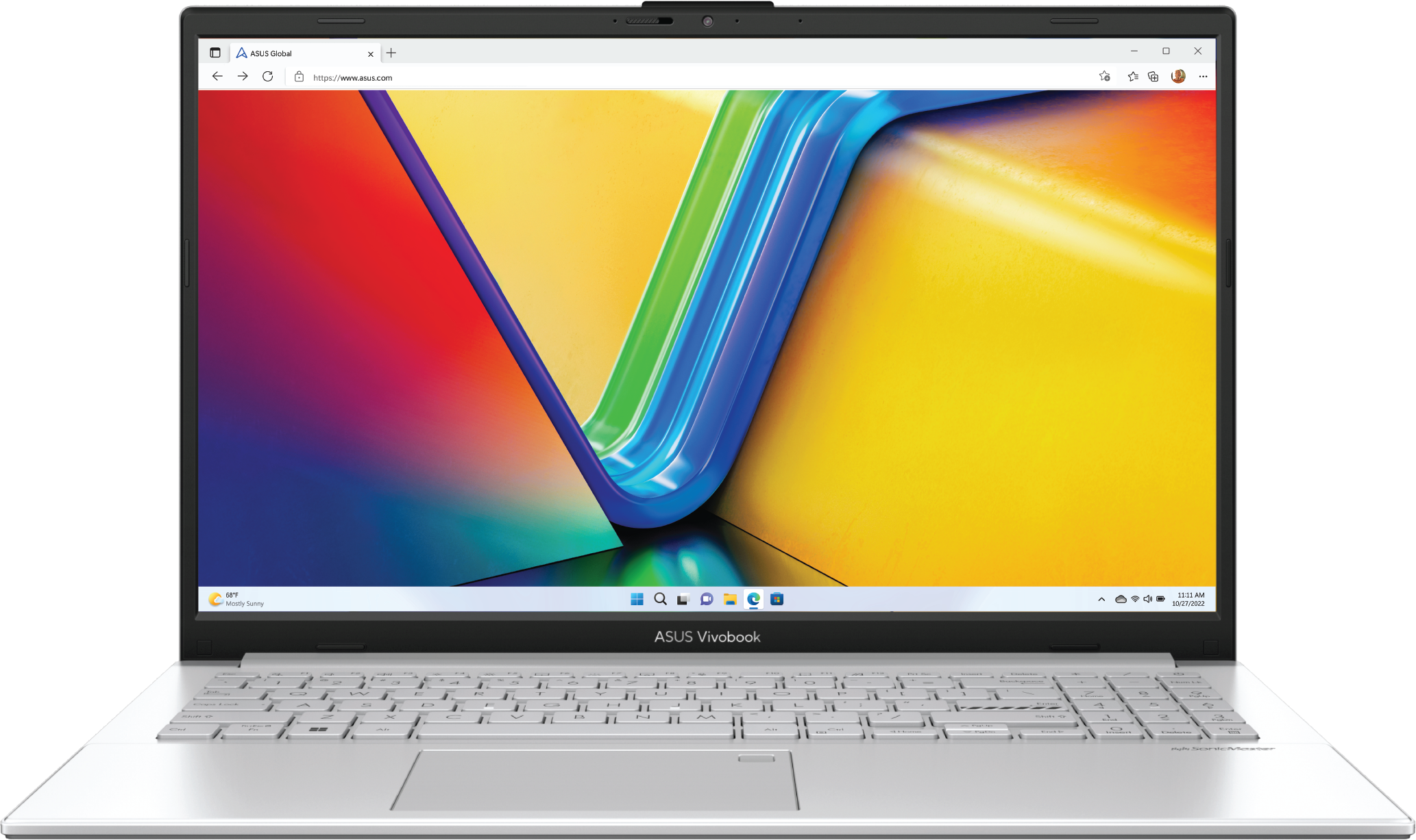 Ezüst laptop dinamikus, színes háttérképet jelenít meg a böngészőben.
