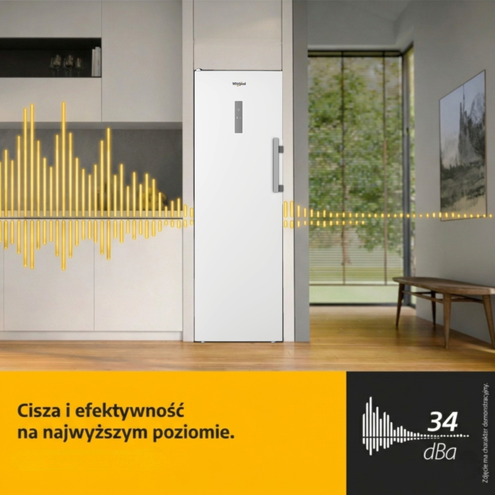 Biała lodówka w nowoczesnej kuchni z żółtymi falami dźwiękowymi i drewnianym stołkiem.