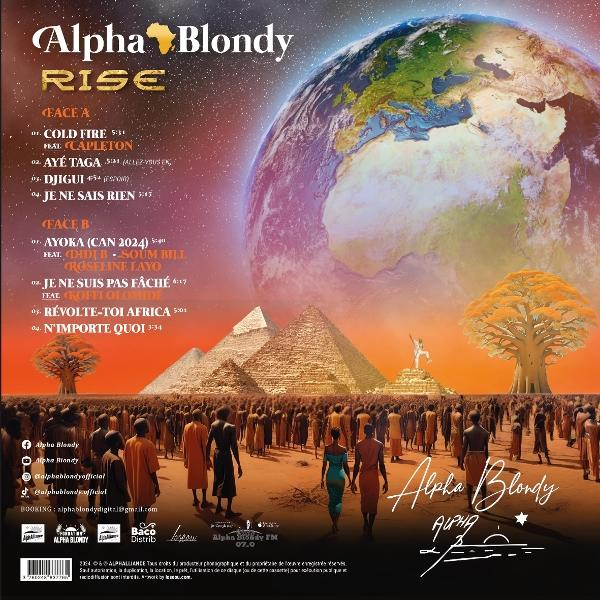 Albumcover mit Alpha Blondy, Erde, Pyramiden und Menschenmenge.