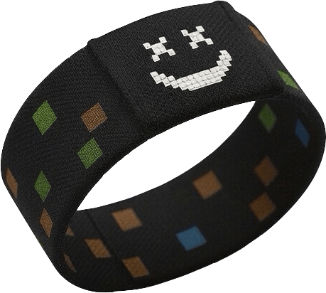 Fekete fejpánt pixeles mosoly arcával és színes négyzetekkel.