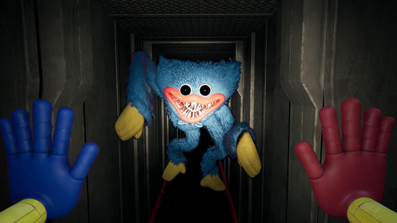 Ein blaues Monster mit breitem Grinsen und scharfen Zähnen steht in einem dunklen Flur.