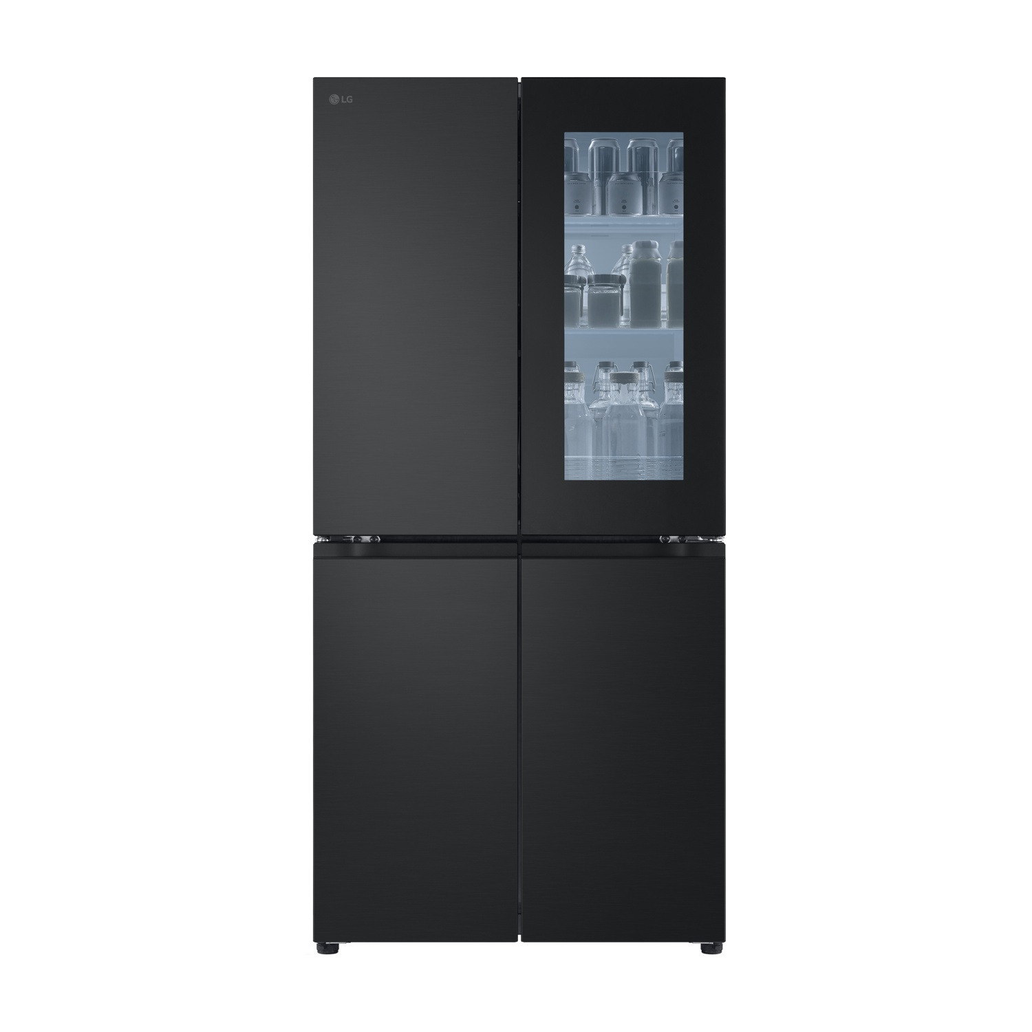 Un frigorifero LG nero con porta in vetro che rivela bottiglie e lattine all'interno.