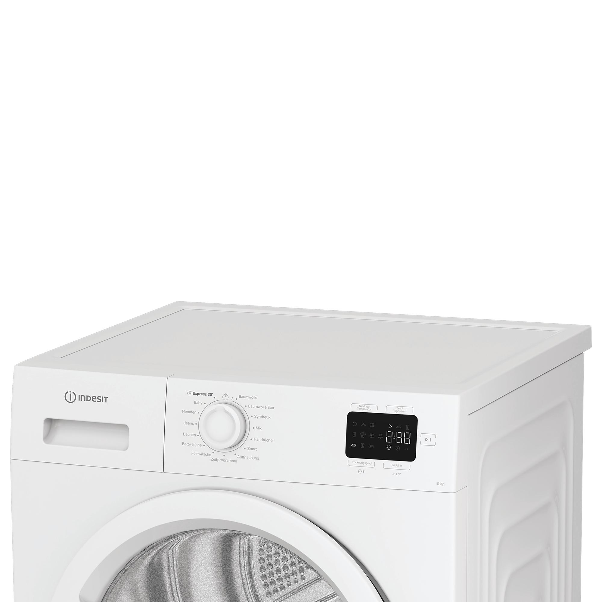 Eine weiße Indesit Waschmaschine mit Bedienfeld und digitaler Anzeige.