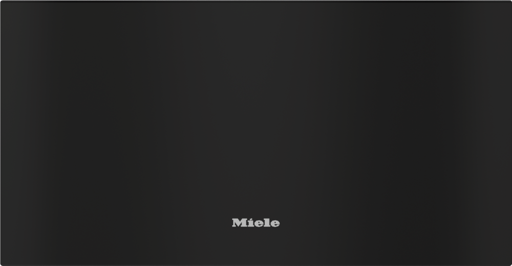 Schwarzes Kochfeld mit Miele-Logo in der Mitte.