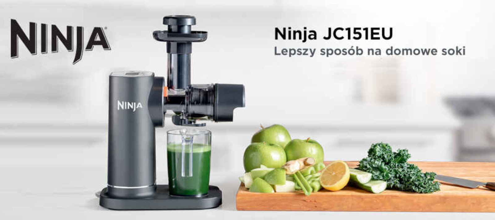 Sokowirówka Ninja z zielonymi jabłkami, cytryną, ogórkiem i jarmużem.