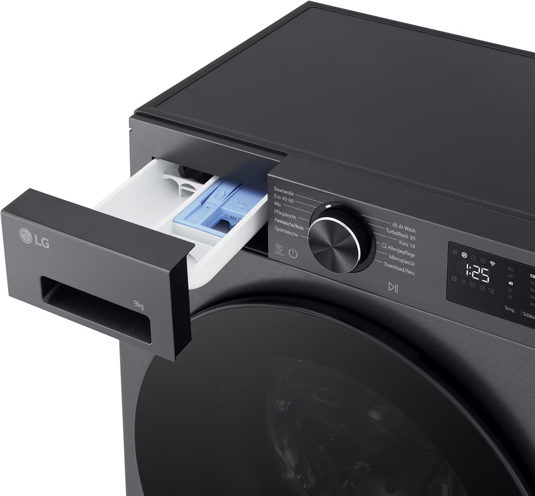Eine dunkle LG Waschmaschine mit herausgezogener Schublade für Waschmittel.