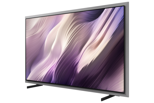 Ekranında soyut bir desen gösteren modern bir düz ekran televizyon.