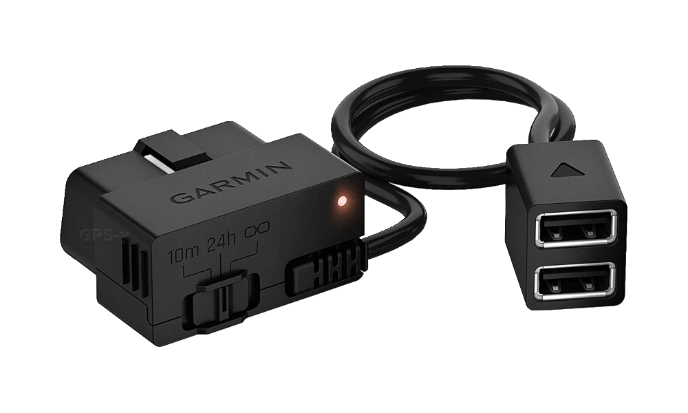Czarny Garmin z dwoma portami USB i kablem ładującym.