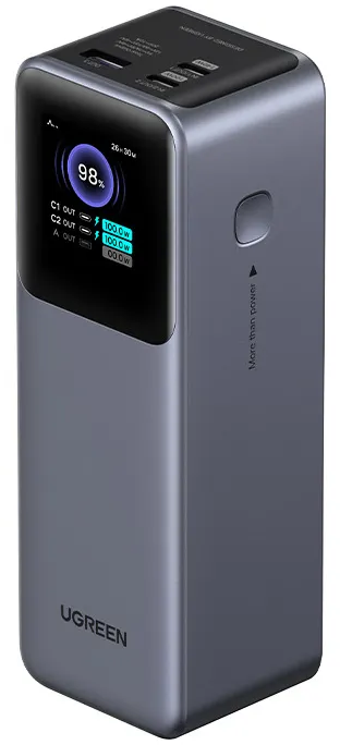 Batterie externe grise UGREEN avec écran de charge et plusieurs ports USB.