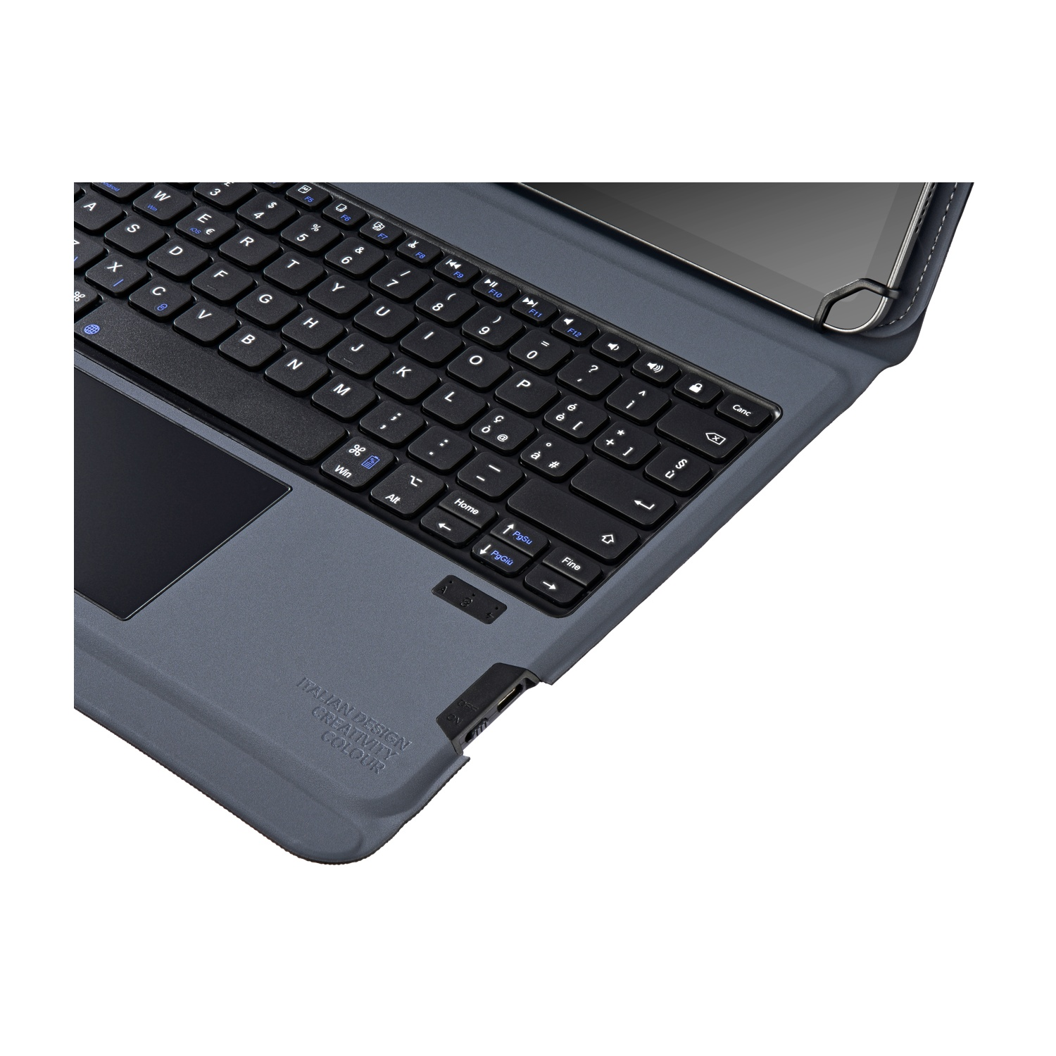 Tablet grigio con tastiera e touchpad annessi. Design italiano.