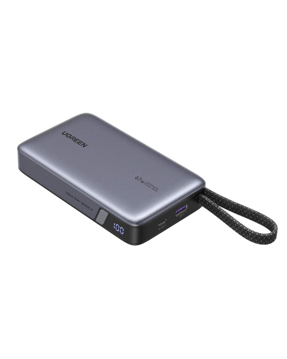 Dijital ekranında %100 gösteren gri UGREEN powerbank. USB bağlantı noktaları görünür.
