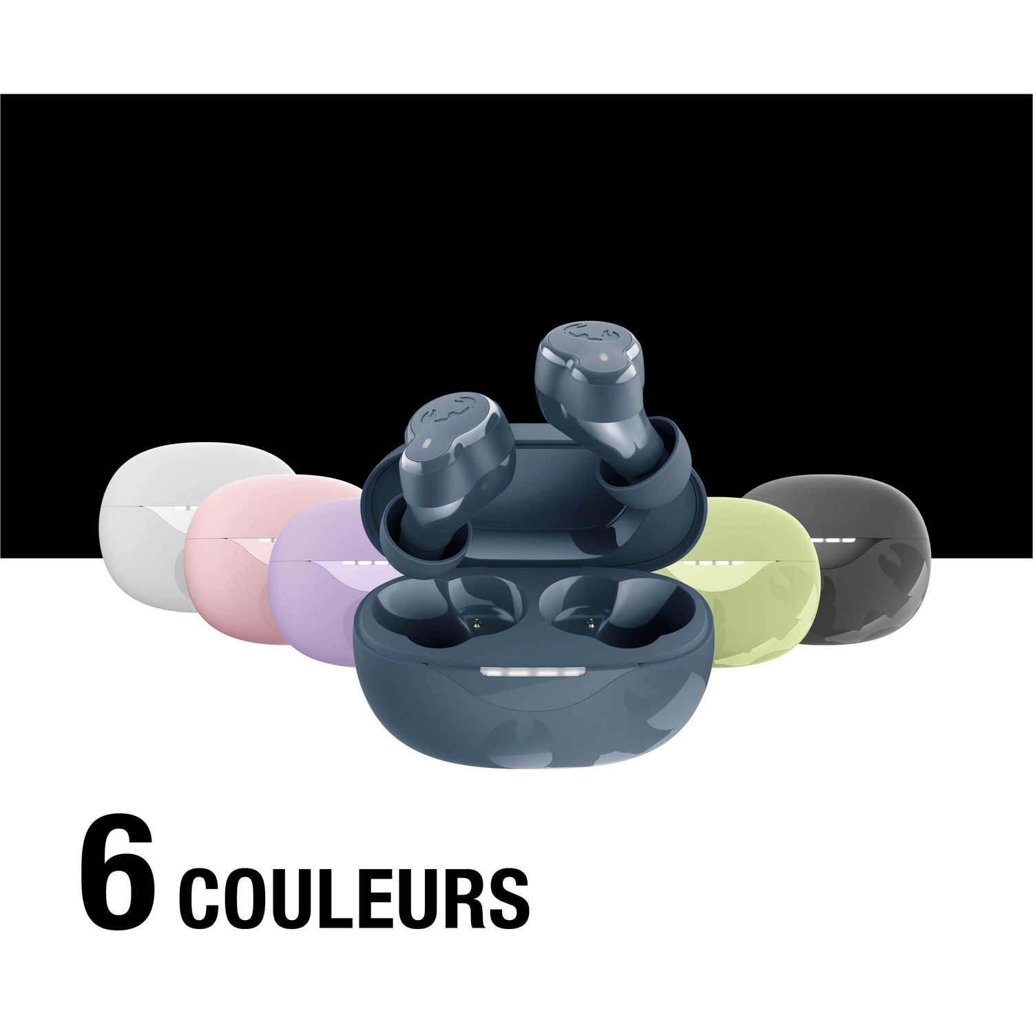Six étuis d'écouteurs colorés avec une paire bleue au premier plan.