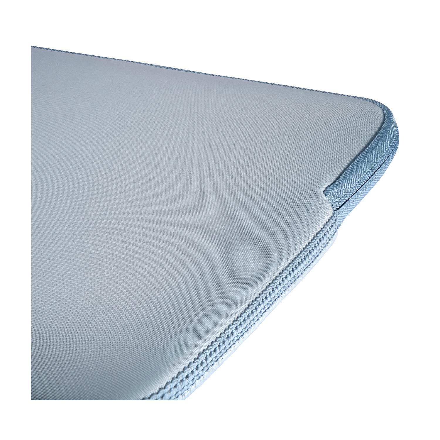 Custodia grigia con cuciture e zip blu in dettaglio.