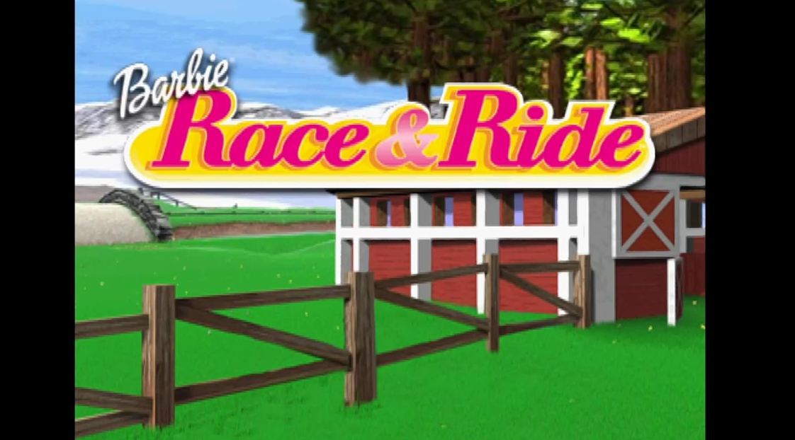 Barbie Race & Ride Logo über einem Bauernhof mit Zaun und Bäumen im Hintergrund.