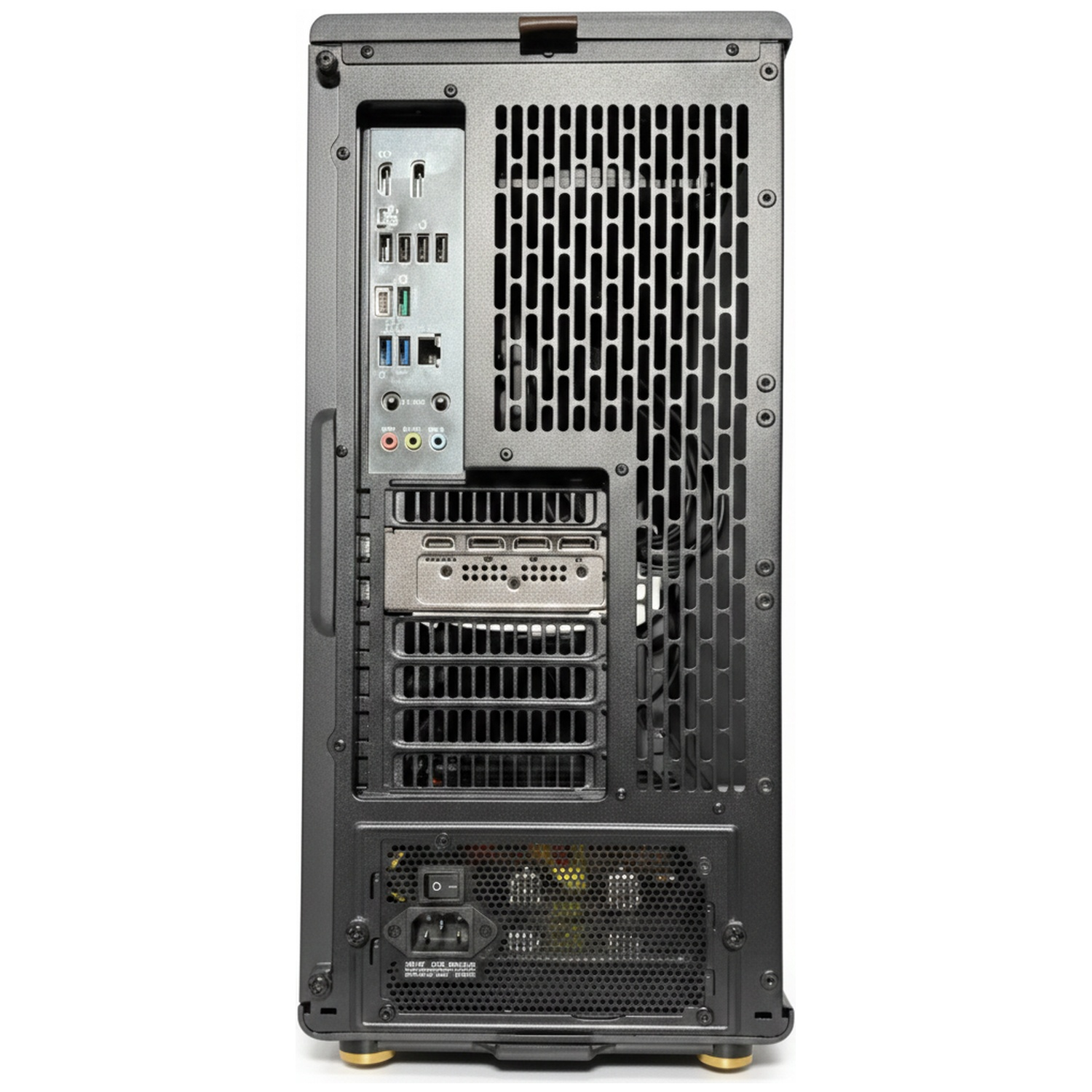 Achterpaneel van een zwarte computertoren met diverse poorten en ventilatieroosters.