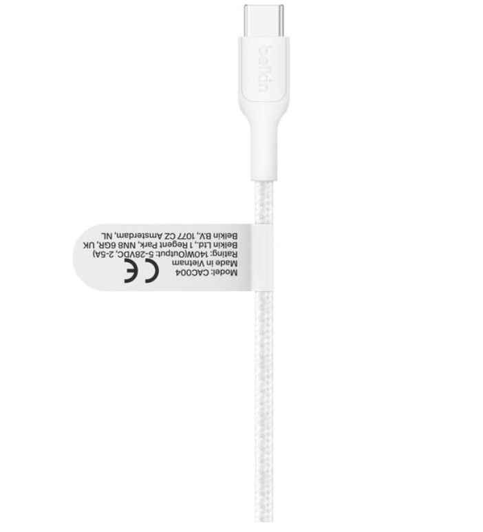 Etiketli beyaz Belkin USB-C kablosu, model CAC004, 140W.