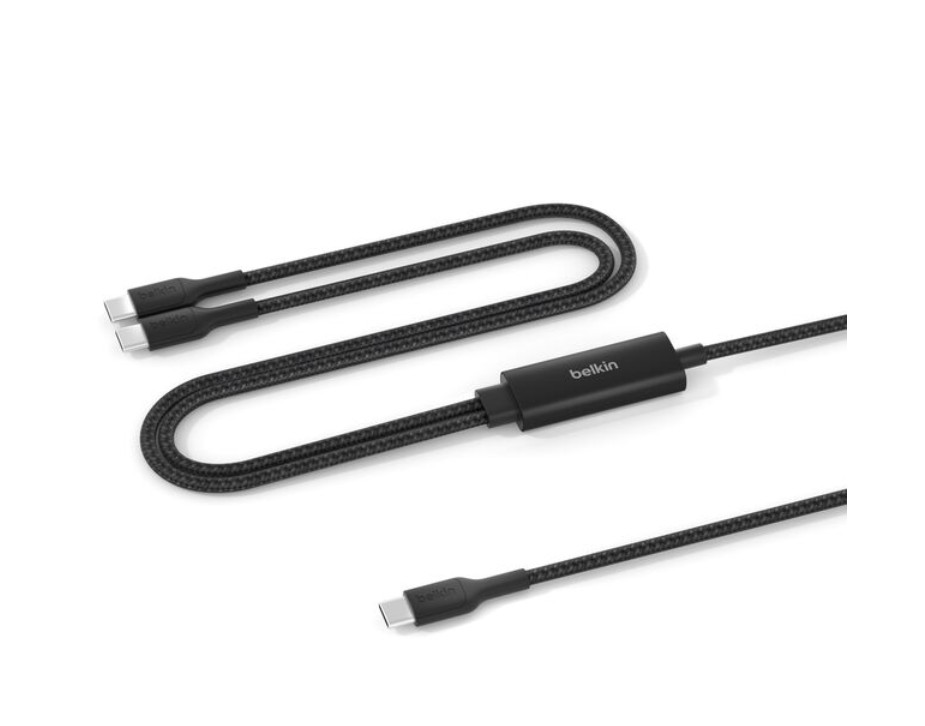 Beyaz arka plan üzerinde örgü tasaru0131mlu0131 iki siyah USB-C kablosu.