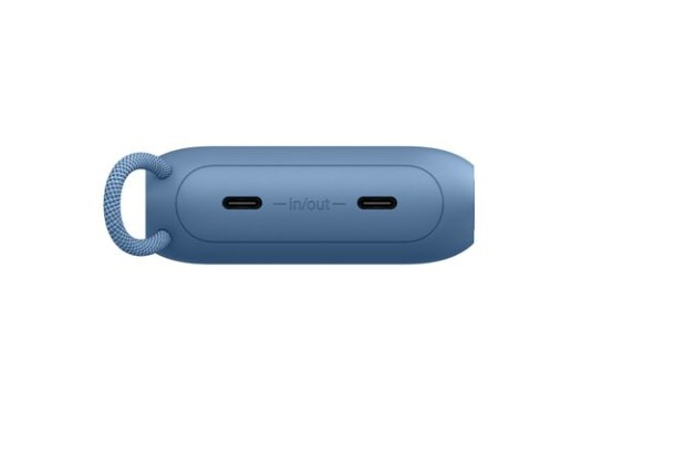 İki USB-C bağlantı noktası ve bir halkası olan mavi cihaz. Beyaz arka plan.