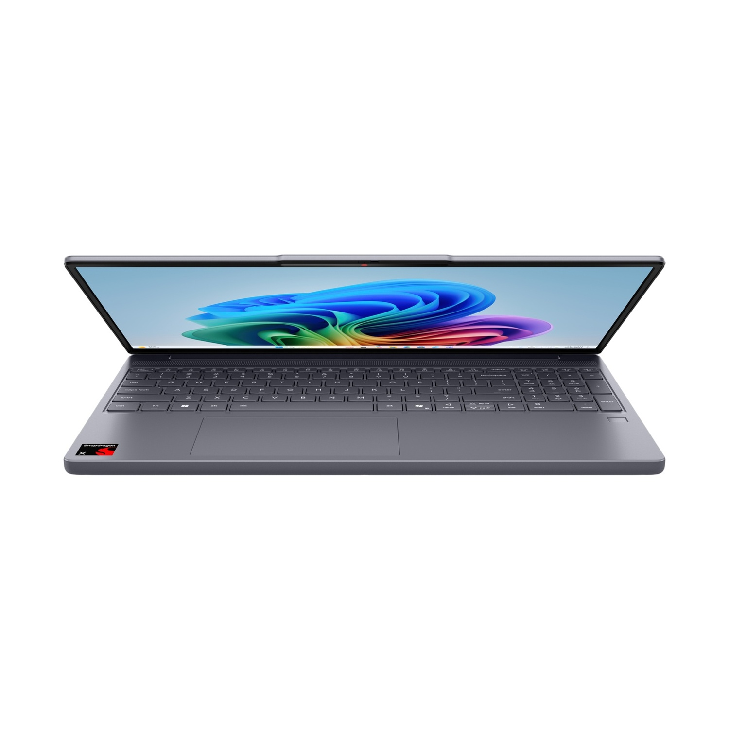 Un laptop grigio aperto mostra uno sfondo colorato sul suo schermo.