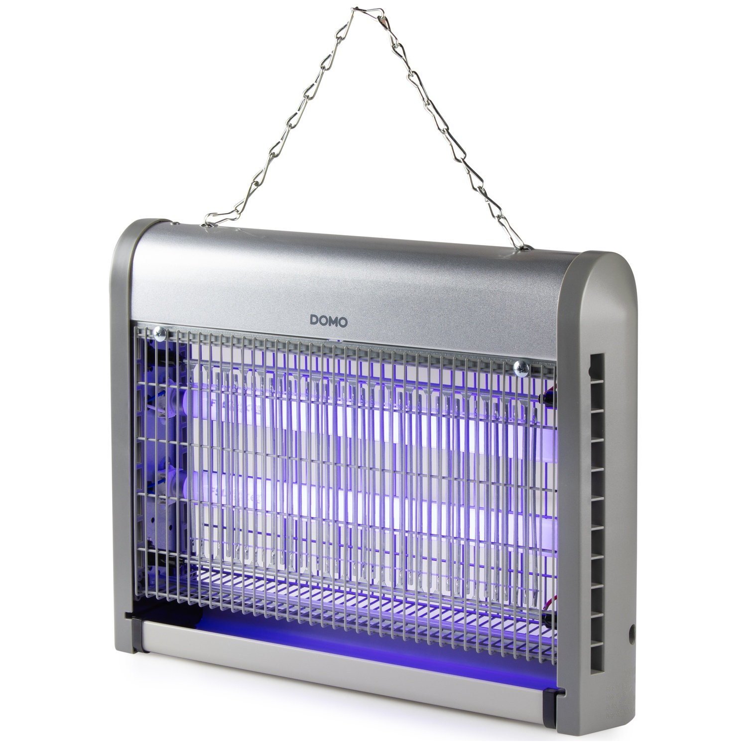 Een zilveren DOMO insectendoder hangt aan een ketting, met paarse UV-lampen.