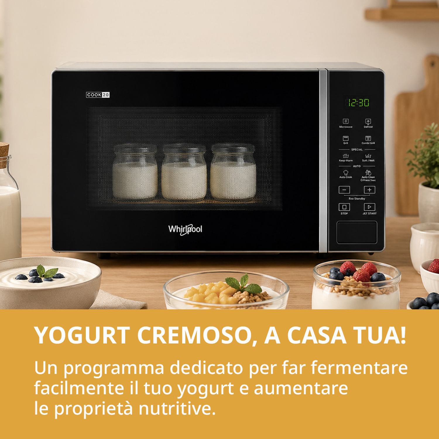 Un forno Whirlpool nero con porta in vetro, che mostra tre vasetti di yogurt all'interno.