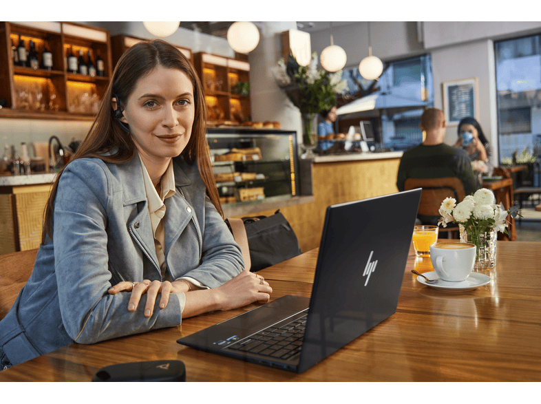 HP Poly Voyager Legend 30 Headset, kabellos, Schwarz — Foto 5 von 5