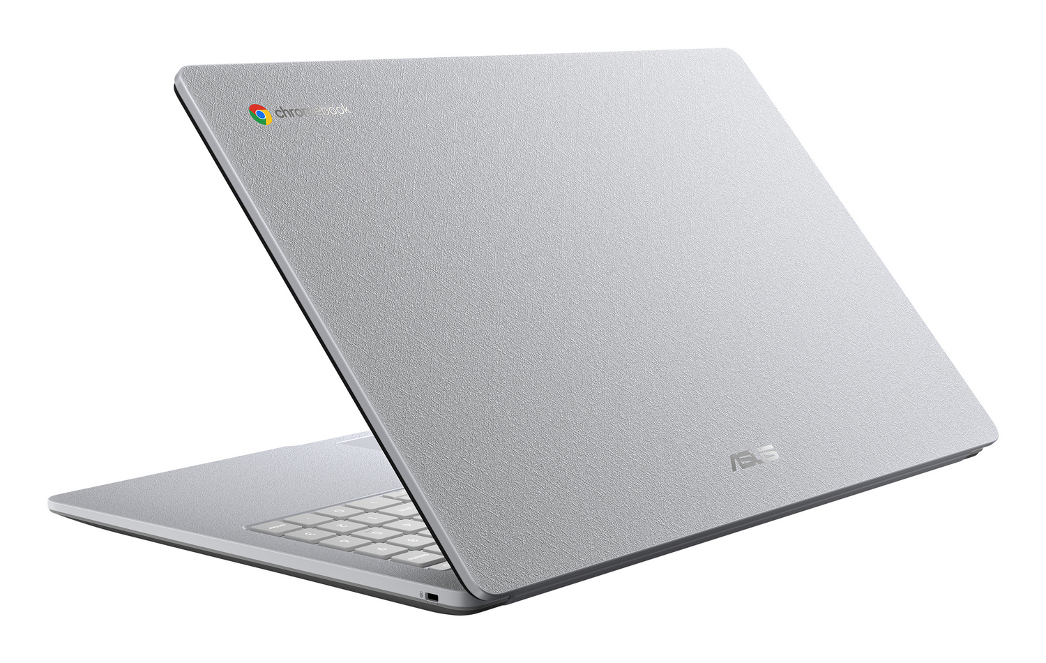 Un portátil Asus Chromebook plateado, visto desde atrás, con pantalla y teclado abiertos.