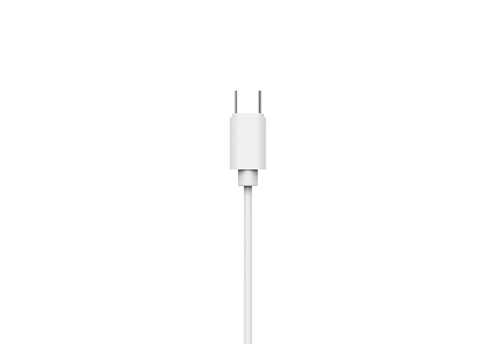 Biały kabel USB-C z wtyczką na białym tle.