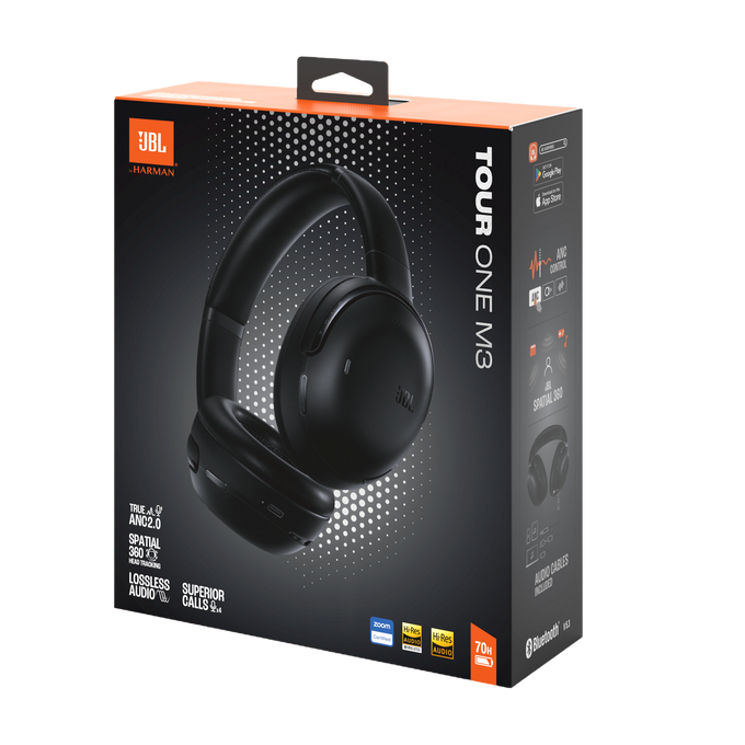 Czarne słuchawki JBL Tour One M3 w czarnym pudełku ze szczegółami produktu.
