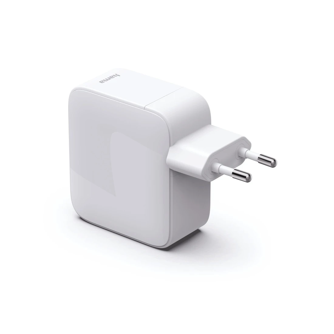 Fehér Hama dugaszolótöltő adapter két fém tüskével, fehér háttéren.