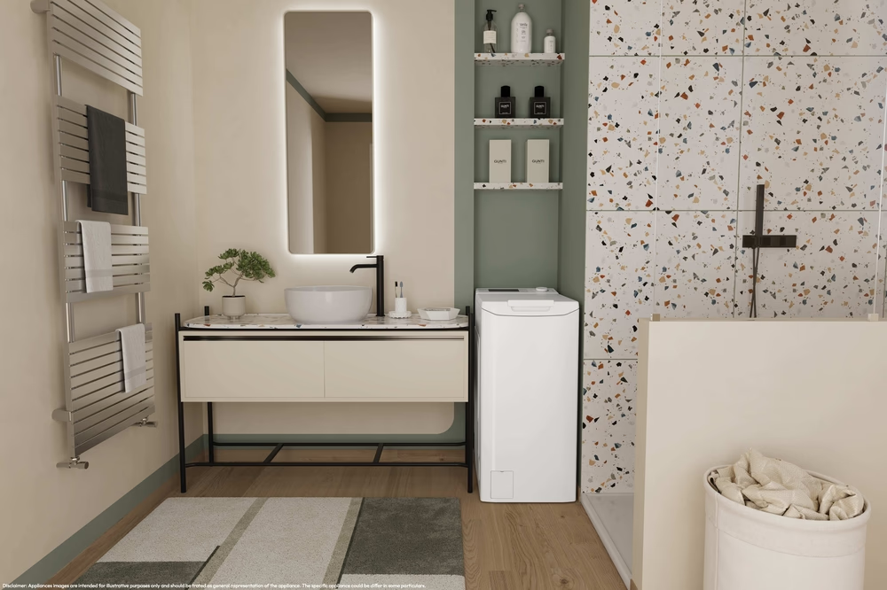 Un bagno moderno con mobile lavabo, lavandino, specchio, scalda salviette e lavatrice.