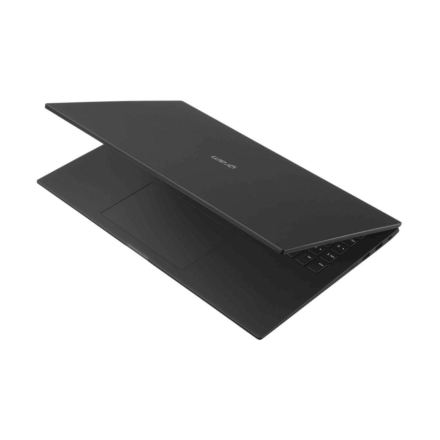 Un laptop nero chiuso su sfondo bianco, con tastiera e touchpad visibili.