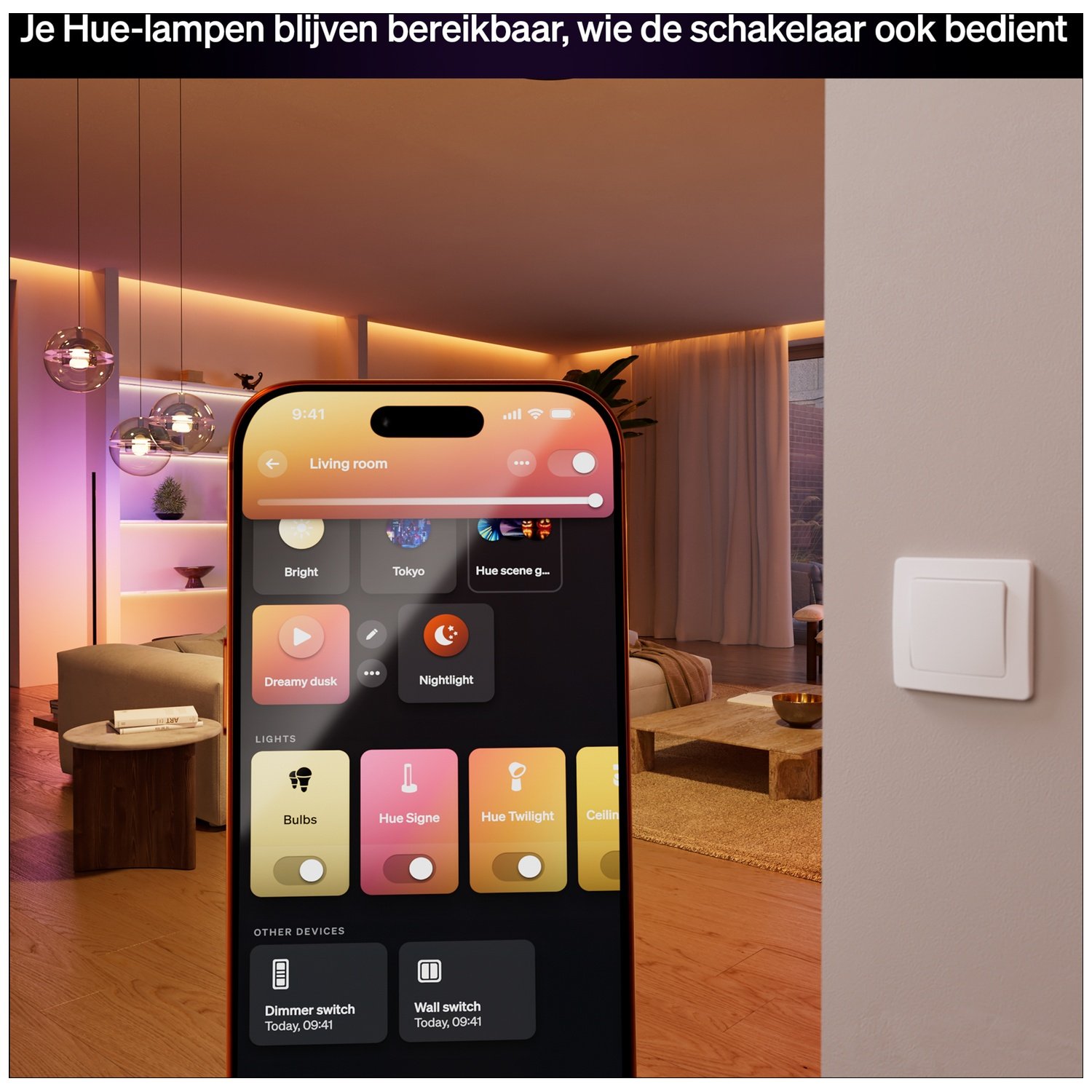 Un smartphone affiche une application d'éclairage Hue avec des lumières et des appareils.