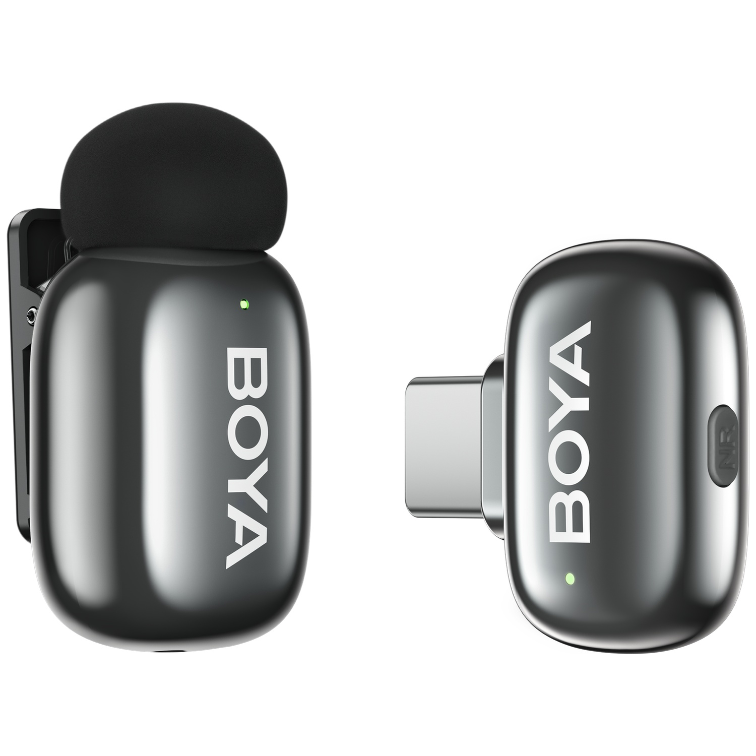 Twee zwarte BOYA microfoons, één met windkap, één met USB-C connector.