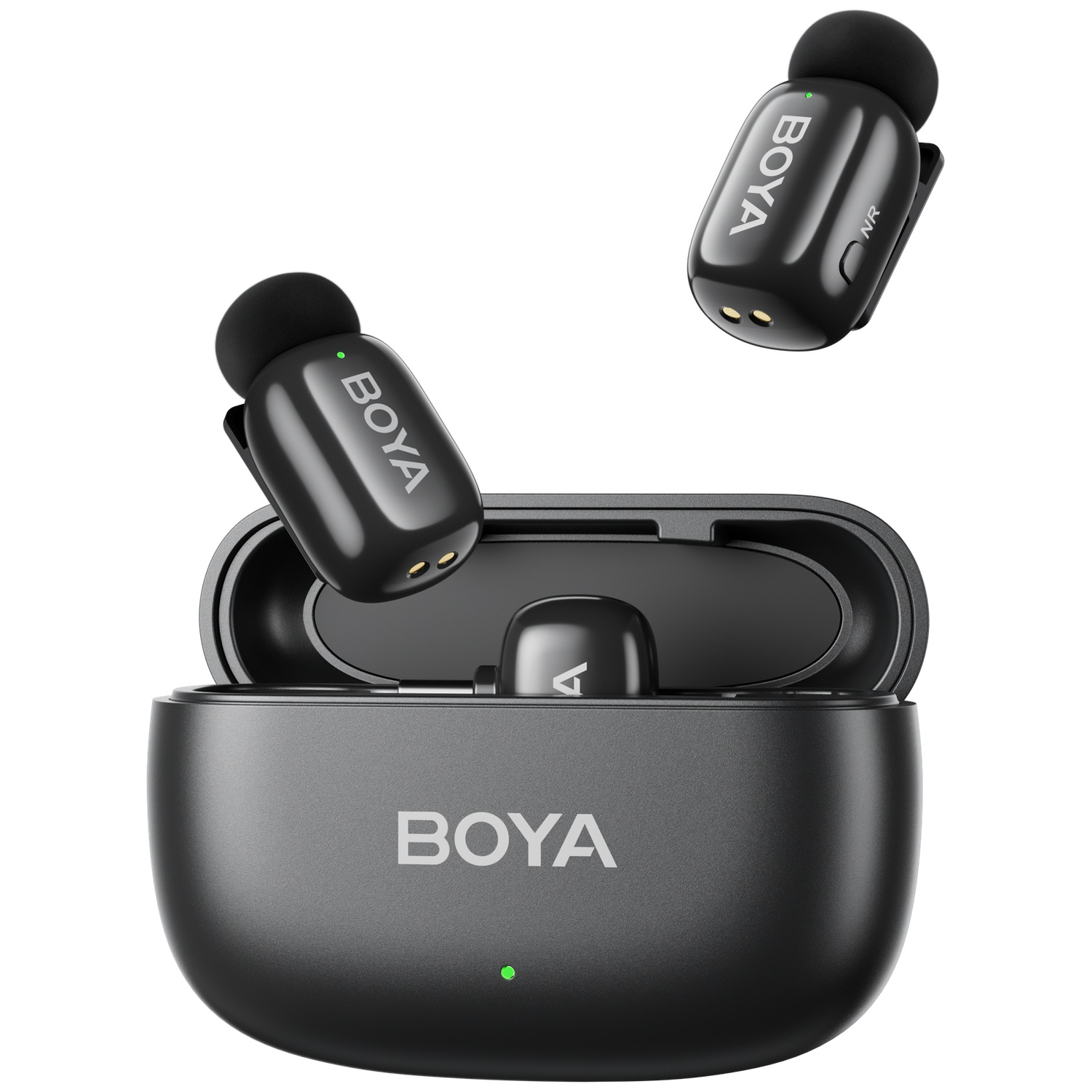 Zwarte BOYA oordopjes met oplaadcase, één oordopje zweeft.