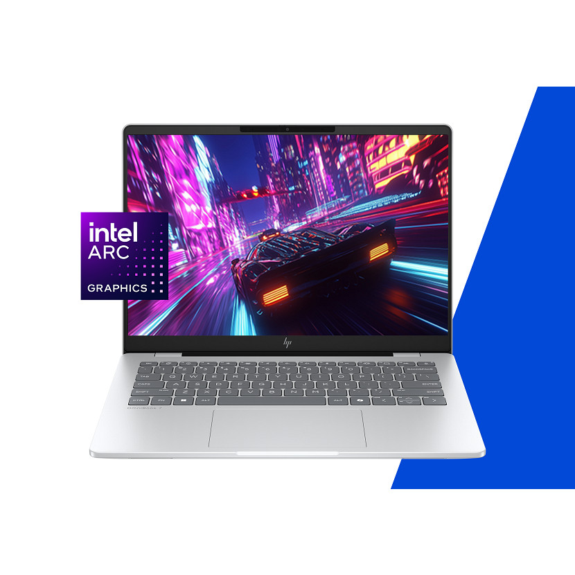 Silberner Laptop zeigt ein Auto auf einer neonfarbenen Straße. Intel Arc Grafik.