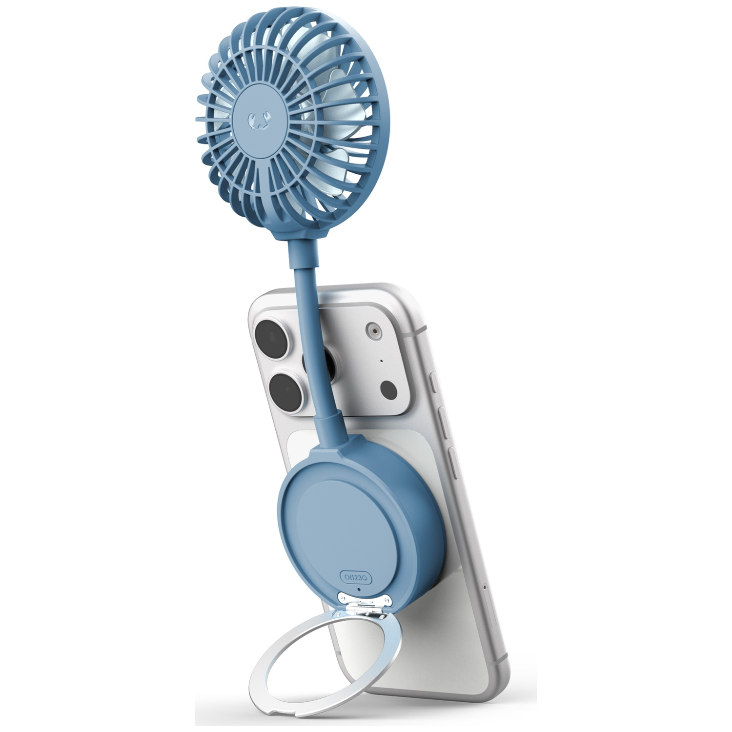 Een blauwe nekventilator is bevestigd aan een smartphone, met een zilveren ring eronder.