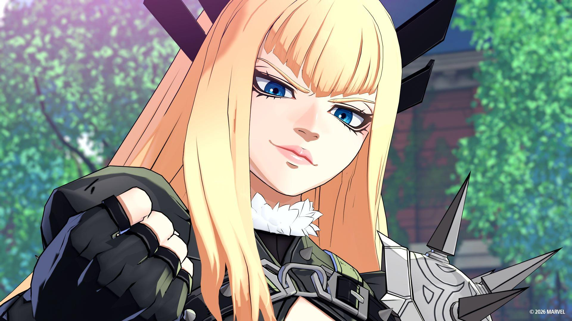 Eine blonde Anime-Figur mit blauen Augen und einem frechen Lächeln trägt schwarze Kleidung.