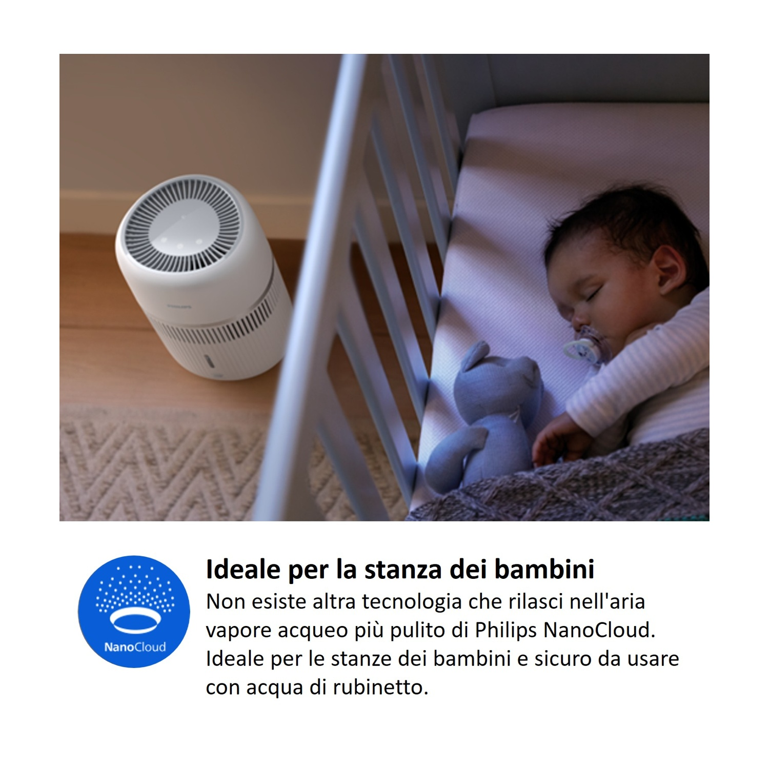 Un purificatore d'aria bianco accanto a una culla dove dorme un bambino.