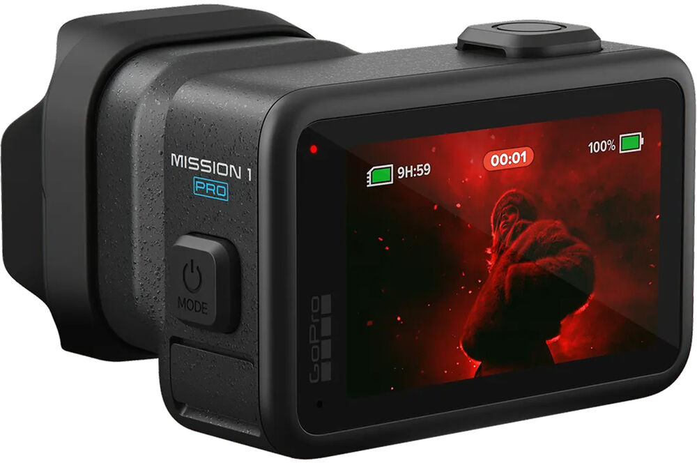 Fekete GoPro kamera képernyőn férfival. Akkumulátor 100%.