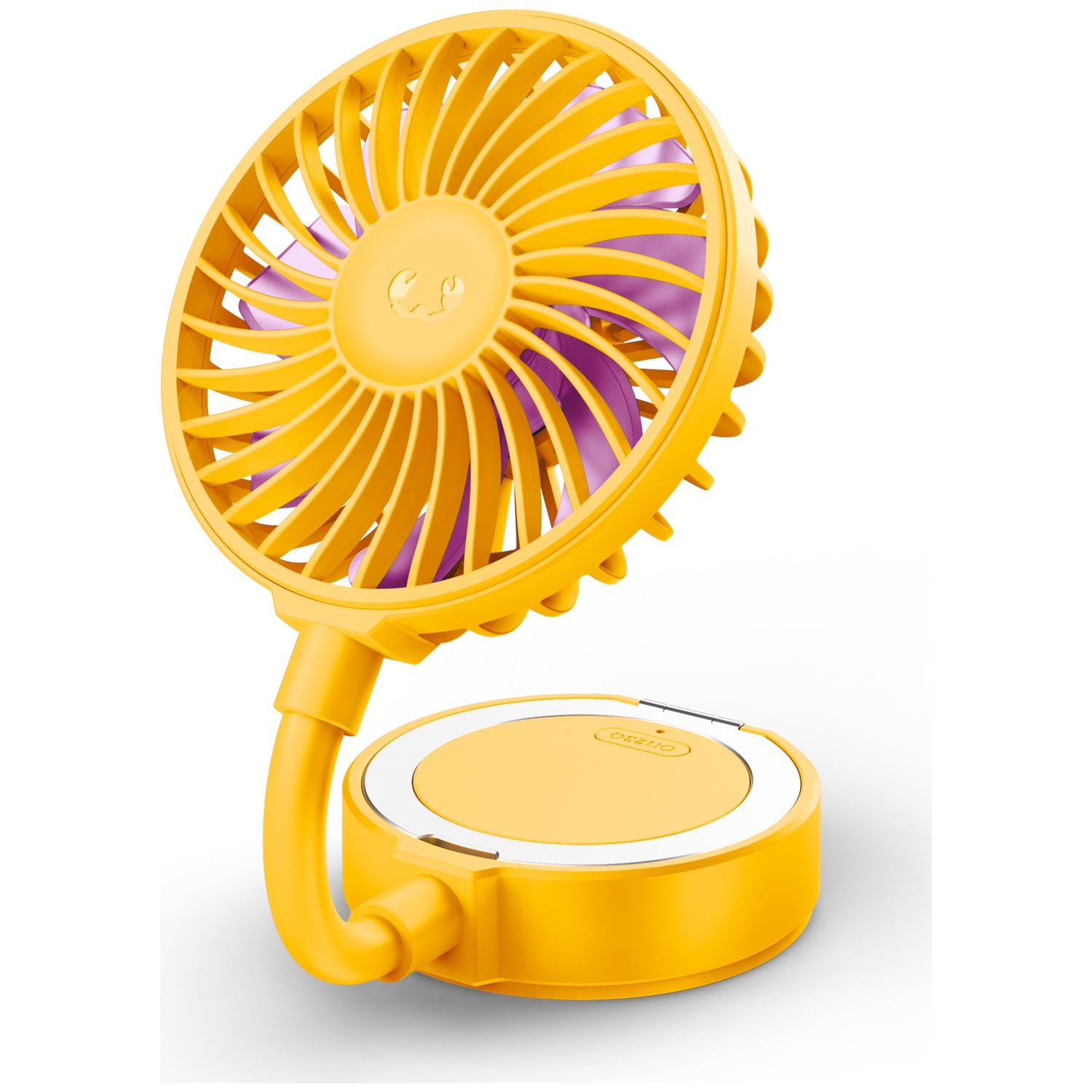 Een gele ventilator met paarse bladen en een flexibele nek op witte achtergrond.