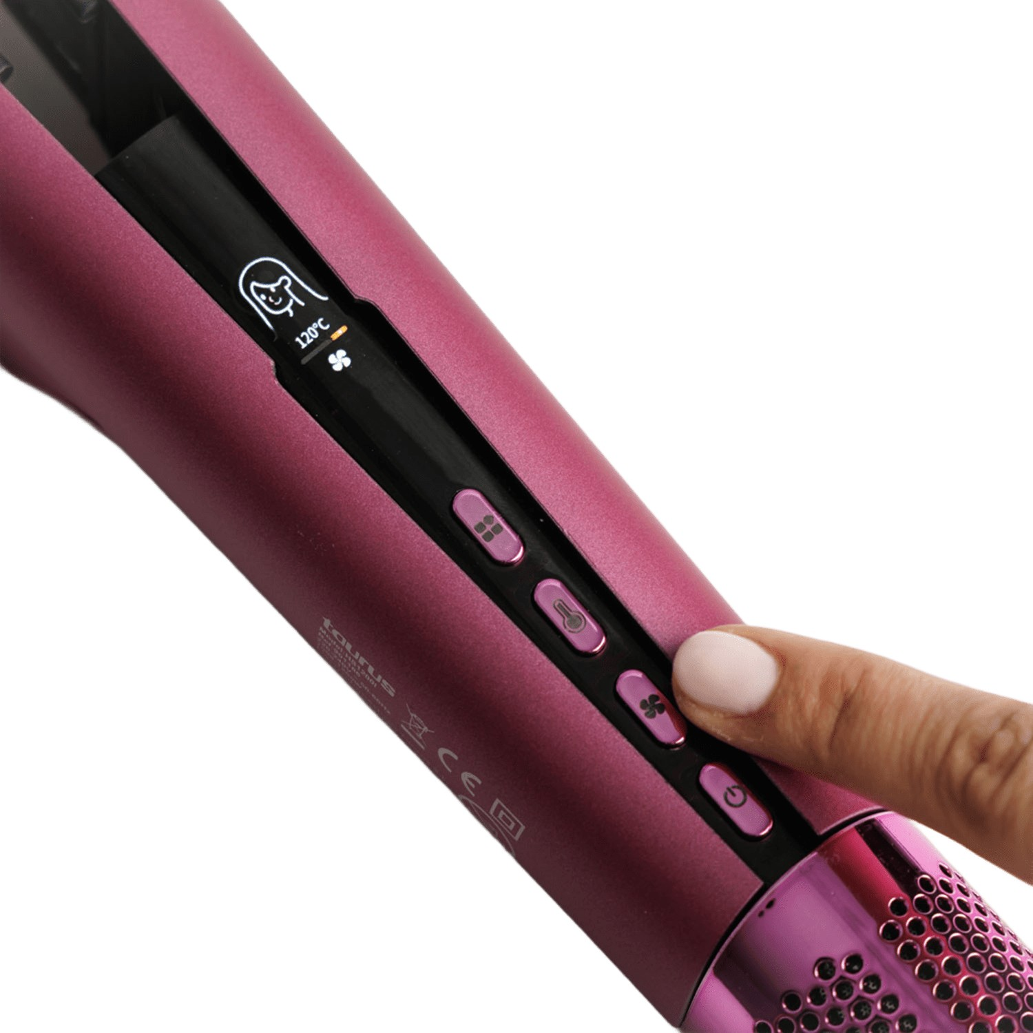 Una mano opera los botones de un secador de pelo rosa con pantalla digital.