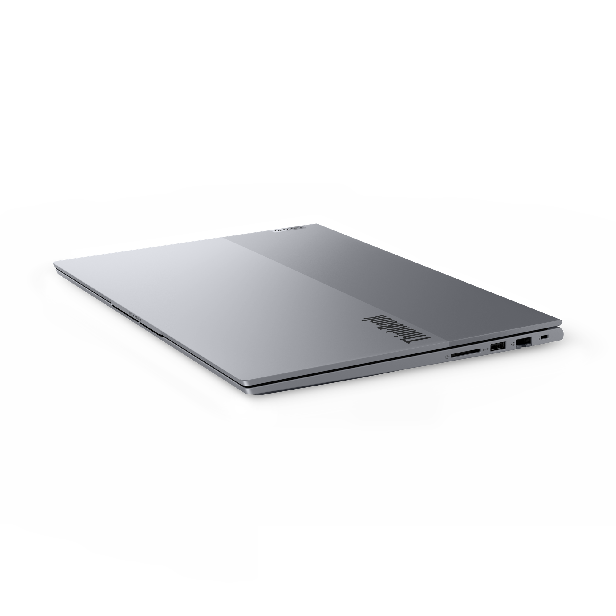 Ein geschlossener, silberner Laptop mit dem ThinkBook-Logo auf dem Deckel.