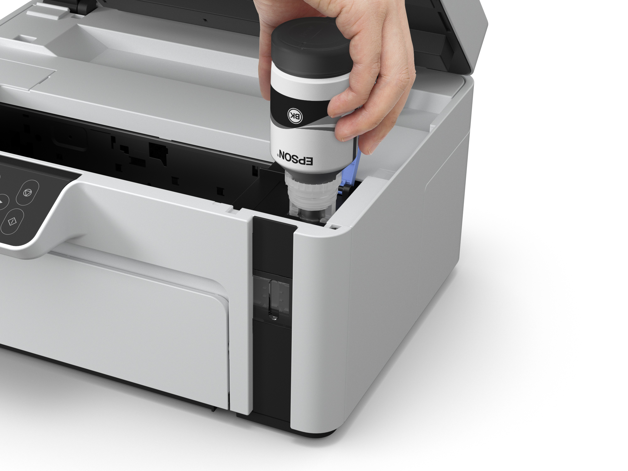 Schwarz Epson Tinte Flasche wird in Drucker eingefüllt.